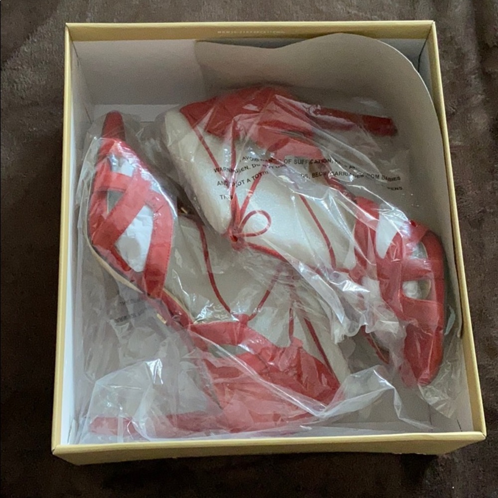 Michael Kors - Red suede lace pumps (NEW) - Picture 6 of 8